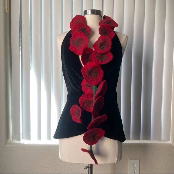 Brand New Handmade Felted Wool Flower Boa Garland Scarf - Picture 1 of 13